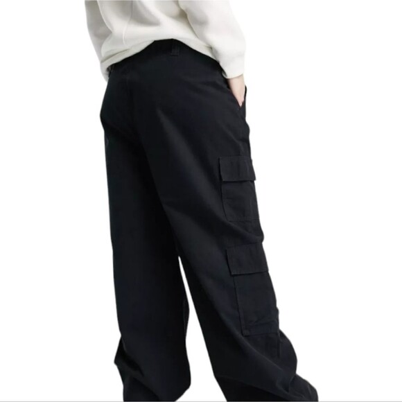 NWOT ASOS Design Curve Oversized Cargo Pants in Black Sz 12 - Picture 2 of 13